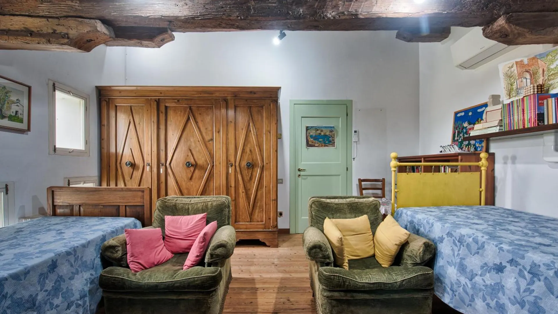 Old Well Country Mansion 3200Squarefeet Villa San Pietro Viminario