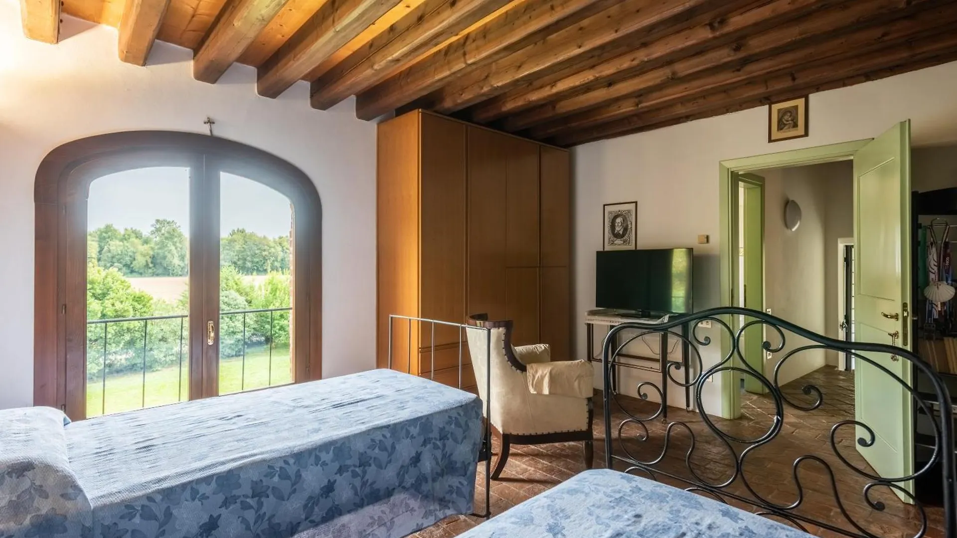 Villa Old Well Country Mansion 3200Squarefeet à San Pietro Viminario 0*,