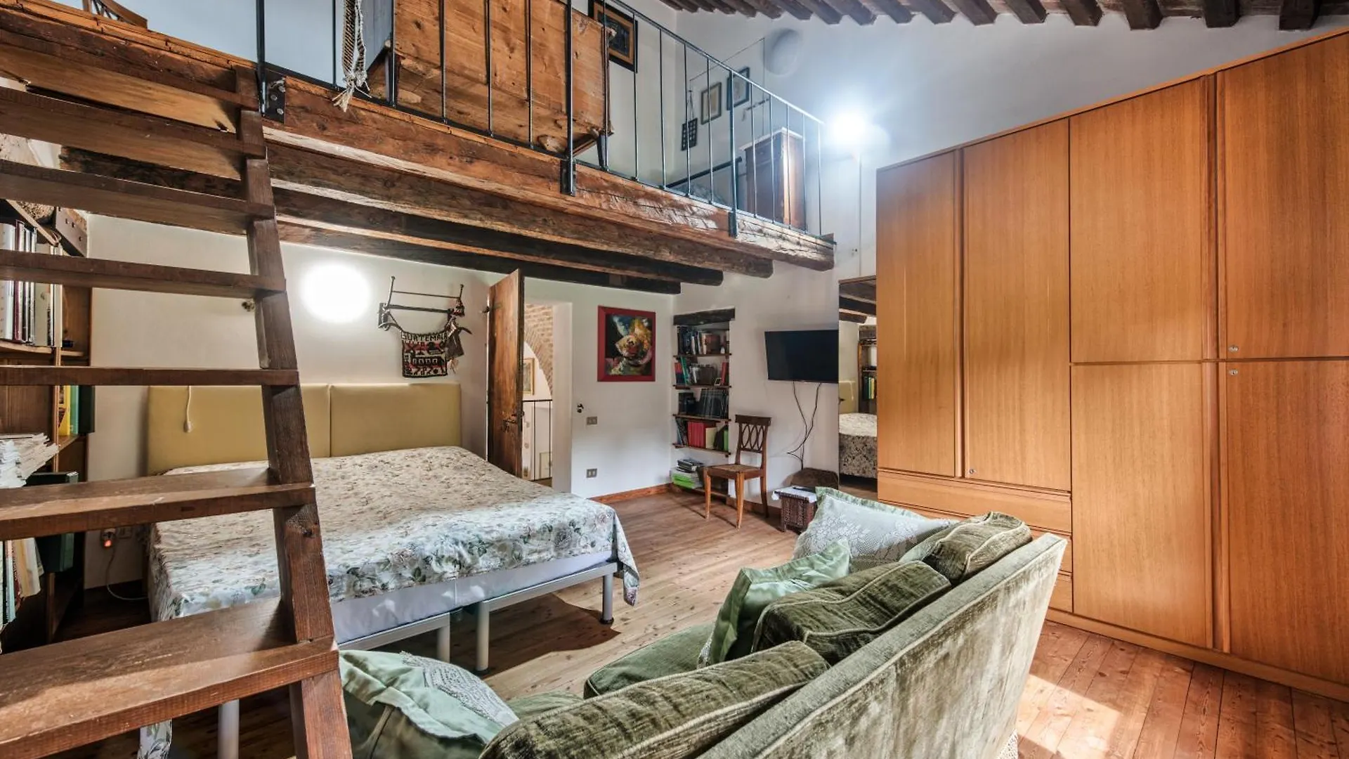 Old Well Country Mansion 3200Squarefeet Villa San Pietro Viminario