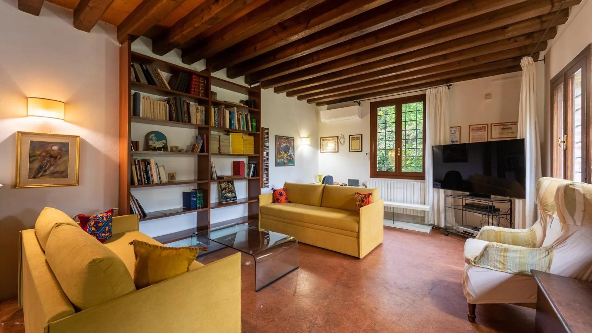 Old Well Country Mansion 3200Squarefeet Villa San Pietro Viminario