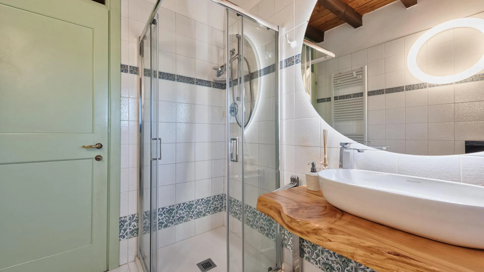 Old Well Country Mansion 3200Squarefeet Villa San Pietro Viminario